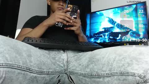 Snapshot of black_penis22 chatting on 10, 10, 2025 black_penis22 online show from 10, 10, 2025