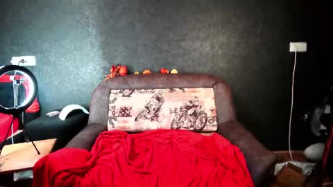 Snapshot of black_sswan chatting on 25, 12, 2024 Kristin online show from 25, 12, 2024