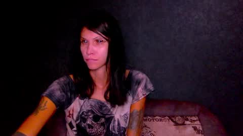 Snapshot of black_sswan chatting on 15, 10, 2025 Kristin online show from 15, 10, 2025