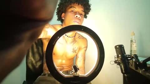 Snapshot of black_tentationx chatting on 28, 1, 2025 black_tentationx online show from 28, 1, 2025