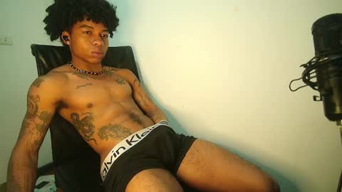 Snapshot of black_tentationx chatting on 28, 1, 2025 black_tentationx online show from 28, 1, 2025