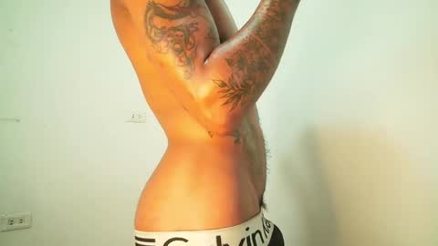 Snapshot of black_tentationx chatting on 29, 1, 2025 black_tentationx online show from 29, 1, 2025