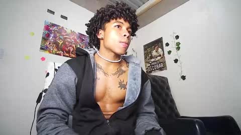 Snapshot of black_tentationx chatting on 19, 2, 2025 black_tentationx online show from 19, 2, 2025