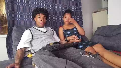 Snapshot of black_tentationx chatting on 4, 10, 2025 black_tentationx online show from 4, 10, 2025