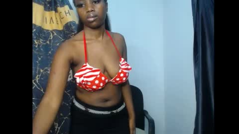 Snapshot of blackbeauty60 chatting on 28, 4, 2026 lela online show from 28, 4, 2026