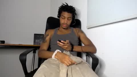 Snapshot of blackbulltitus chatting on 17, 5, 2026 BlackBullTitus online show from 17, 5, 2026