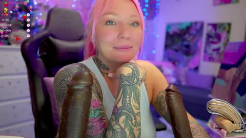 Snapshot of blackedbarbie chatting on 14, 12, 2024 Alice online show from 14, 12, 2024