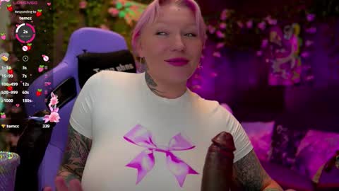 Snapshot of blackedbarbie chatting on 20, 9, 2025 Alice online show from 20, 9, 2025