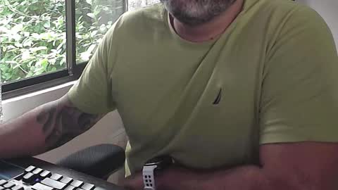 Snapshot of blackfirebird chatting on 17, 12, 2025 blackfirebird online show from 17, 12, 2025