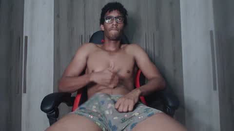 Blackguy720 online show from 17, 12, 2024