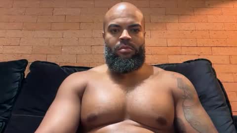 Snapshot of blackmacauly chatting on 23, 4, 2026 Macauly online show from 23, 4, 2026