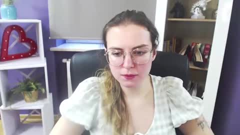 Snapshot of blackrosezoey chatting on 6, 2, 2025 Z O E Y online show from 6, 2, 2025