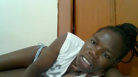 Snapshot of blacksexygal chatting on 9, 11, 2025 SARAH online show from 9, 11, 2025