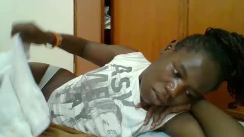 Snapshot of blacksexygal chatting on 13, 11, 2025 SARAH online show from 13, 11, 2025