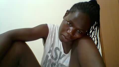 Snapshot of blacksexygal chatting on 14, 11, 2025 SARAH online show from 14, 11, 2025