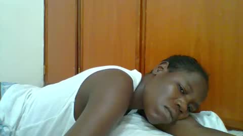 Snapshot of blacksexygal chatting on 18, 11, 2025 SARAH online show from 18, 11, 2025