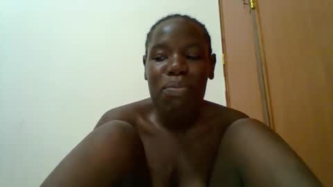 Snapshot of blacksexygal chatting on 20, 11, 2025 SARAH online show from 20, 11, 2025