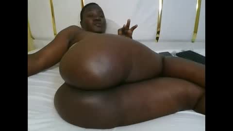 Snapshot of blacksexygold122 chatting on 10, 2, 2025 blacksexygold122 online show from 10, 2, 2025