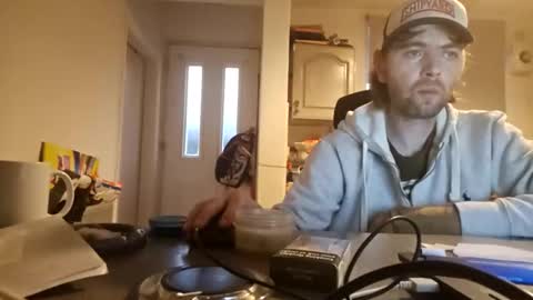 Snapshot of blackvswhite2022 chatting on 16, 10, 2025 blackvswhite2022 online show from 16, 10, 2025