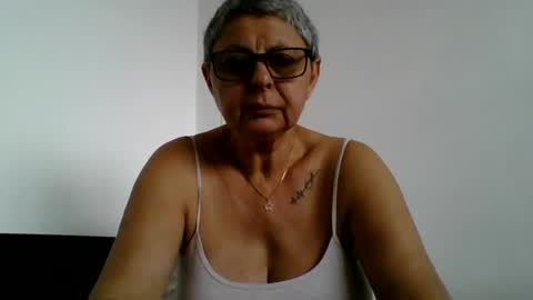 Snapshot of blackwidow05 chatting on 16, 7, 2026 Black Widow online show from 16, 7, 2026