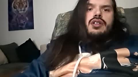 Black wolf online show from 15, 2, 2025