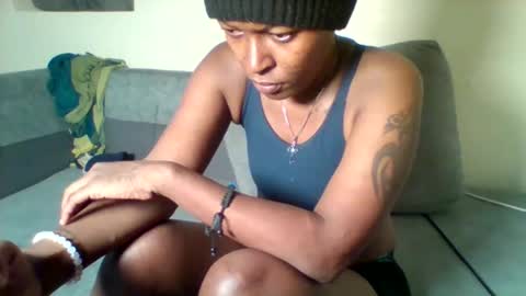 Snapshot of blacky_winndy chatting on 10, 10, 2025 blacky_winndy online show from 10, 10, 2025