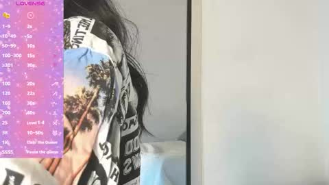 Snapshot of blackywhiite chatting on 4, 11, 2025 GRACE online show from 4, 11, 2025