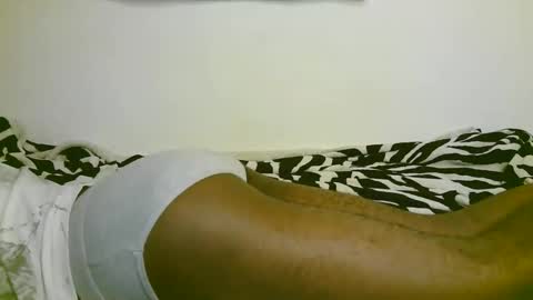 Snapshot of blackzilian_ chatting on 8, 10, 2025 HASSAN online show from 8, 10, 2025