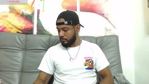 Snapshot of bladehot_ chatting on 22, 10, 2025 Richard online show from 22, 10, 2025