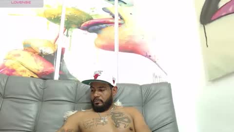 Snapshot of bladehot_ chatting on 26, 10, 2025 Richard online show from 26, 10, 2025