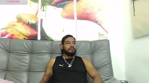 Snapshot of bladehot_ chatting on 29, 10, 2025 Richard online show from 29, 10, 2025