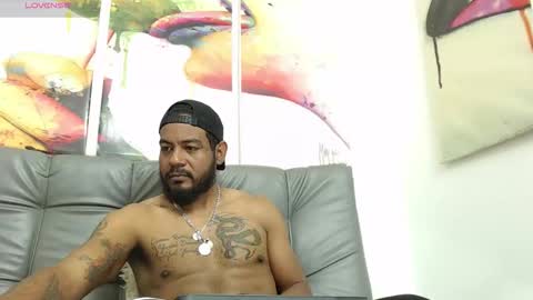 Snapshot of bladehot_ chatting on 15, 11, 2025 Richard online show from 15, 11, 2025