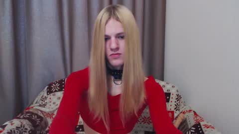 Snapshot of blaire_18 chatting on 2, 1, 2025 blaire 18 online show from 2, 1, 2025