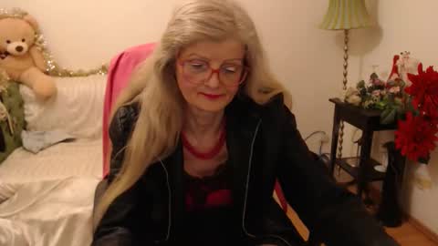 Snapshot of blairfort chatting on 10, 12, 2024 blairfort online show from 10, 12, 2024