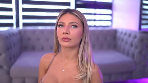 Snapshot of blairsanders chatting on 15, 10, 2025 BlairSanders online show from 15, 10, 2025