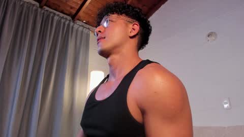 Snapshot of blake_levi chatting on 27, 12, 2024 Blake Levi Independent Model online show from 27, 12, 2024