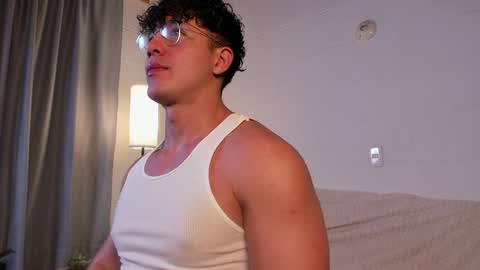 Snapshot of blake_levi chatting on 3, 1, 2025 Blake Levi Independent Model online show from 3, 1, 2025