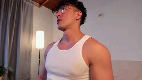 Snapshot of blake_levi chatting on 20, 1, 2025 Blake Levi Independent Model online show from 20, 1, 2025