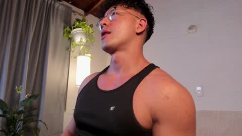 Snapshot of blake_levi chatting on 7, 2, 2025 Blake Levi Independent Model online show from 7, 2, 2025