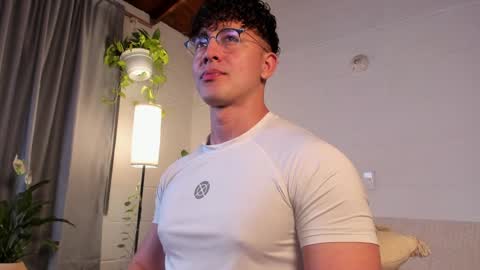 Snapshot of blake_levi chatting on 8, 2, 2025 Blake Levi Independent Model online show from 8, 2, 2025