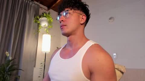 Snapshot of blake_levi chatting on 10, 2, 2025 Blake Levi Independent Model online show from 10, 2, 2025