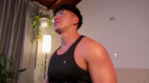 Snapshot of blake_levi chatting on 8, 3, 2025 Blake Levi Independent Model online show from 8, 3, 2025