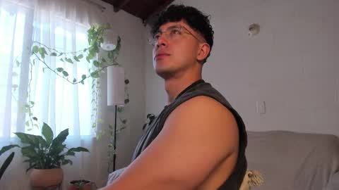 Snapshot of blake_levi chatting on 26, 2, 2026 Blake Levi Independent Model online show from 26, 2, 2026