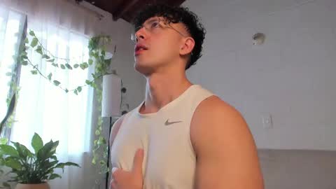 Blake Levi  Independent Model online show from 17, 4, 2026