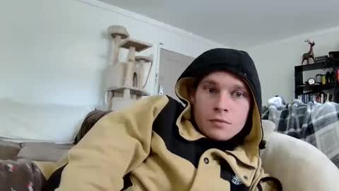 Snapshot of blakeandskylar chatting on 1, 1, 2025 BlakeAndSkylar online show from 1, 1, 2025