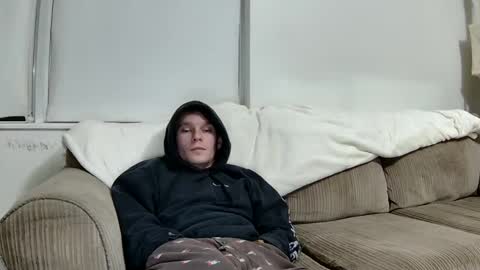 Snapshot of blakeandskylar chatting on 5, 1, 2025 BlakeAndSkylar online show from 5, 1, 2025