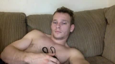 Snapshot of blakeandskylar chatting on 28, 9, 2025 BlakeAndSkylar online show from 28, 9, 2025