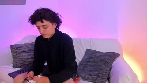 Snapshot of blakenjulie chatting on 26, 11, 2025 JULIE online show from 26, 11, 2025