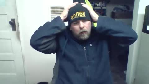 Snapshot of blatent1 chatting on 18, 11, 2025 blatent1 online show from 18, 11, 2025