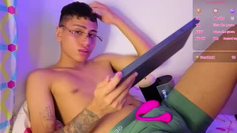 Snapshot of bleesd_anto chatting on 7, 11, 2025 bleesd_anto online show from 7, 11, 2025